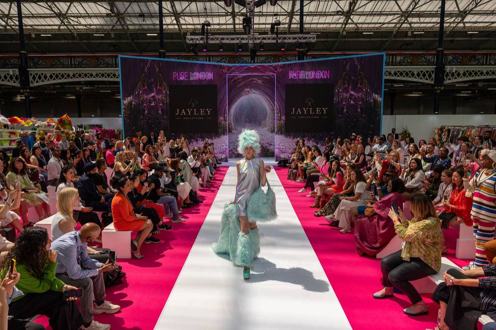 Jayley Catwalk Show