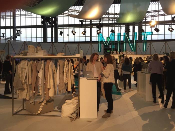 Modefabriek: rijke aankleding stands is de grootste troef