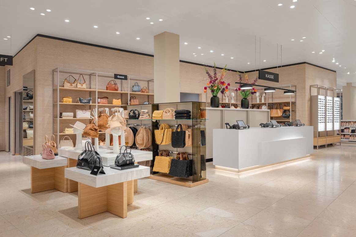 Loeb opens new one