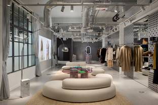 Asos inaugure son nouveau showroom RP à Londres