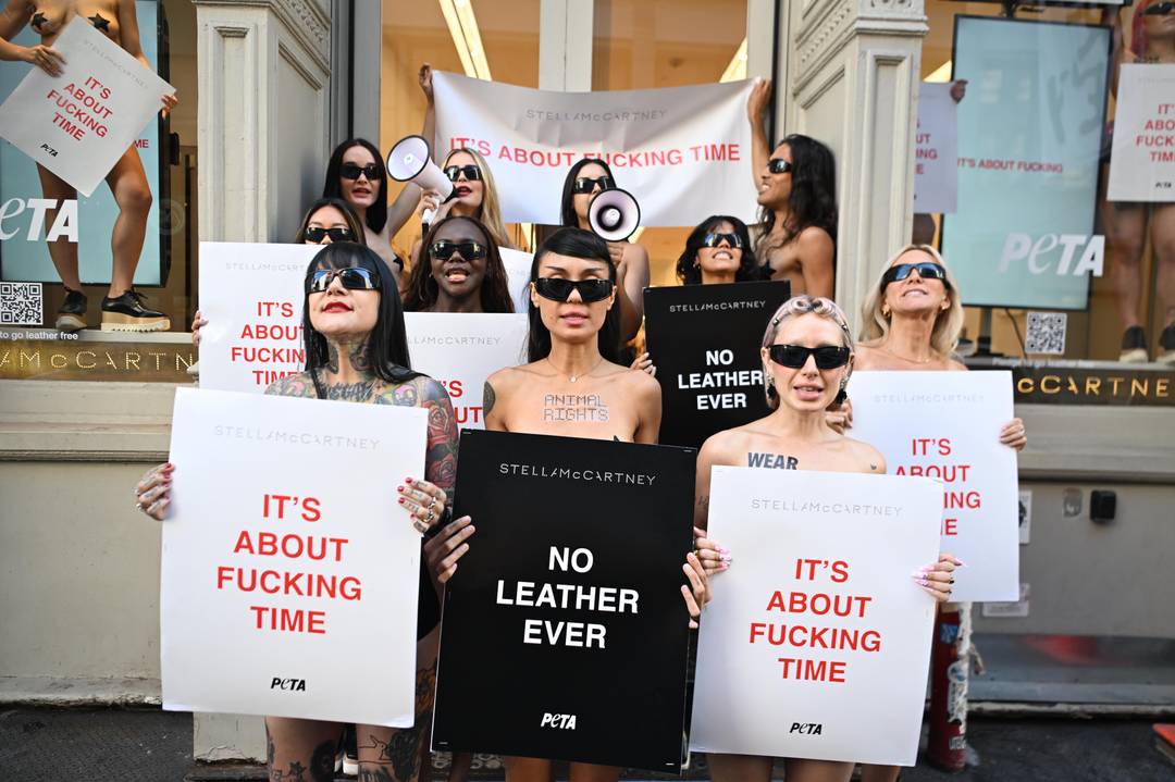 Stella McCartney organiseert NYFW-campagne met PETA tegen leer