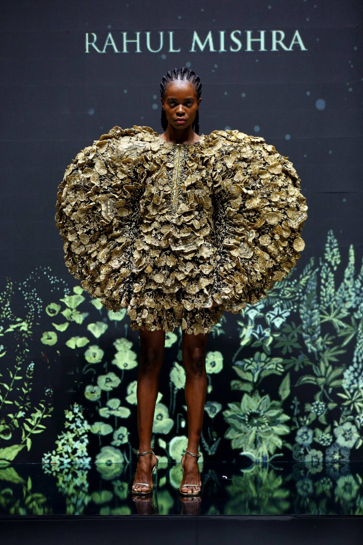 IM alumnus Rahul Mishra presents at Metaverse Talents Fashion Show in Dubai.
