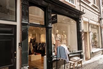 Winkelstraat onder de loep: het geheim van het Fnidsen in Alkmaar