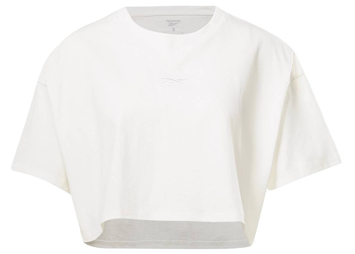 Reebok feiert den Yoga Day mit neuen Yoga-Styles und Brand Partnerin Roxana Strasser
