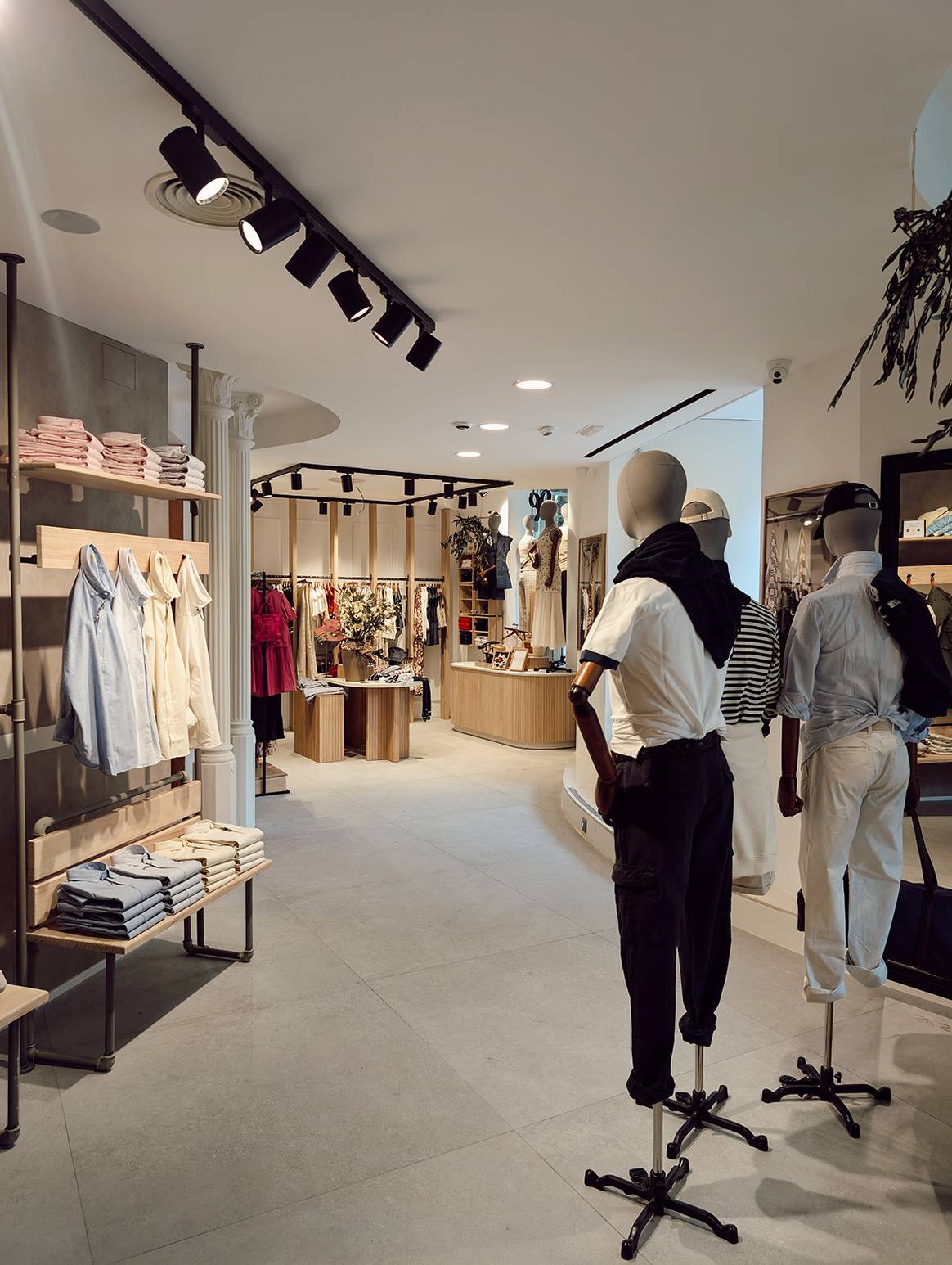 Tienda de Silbon en el número 89 de la rambla de Cataluña de Barcelona (España).