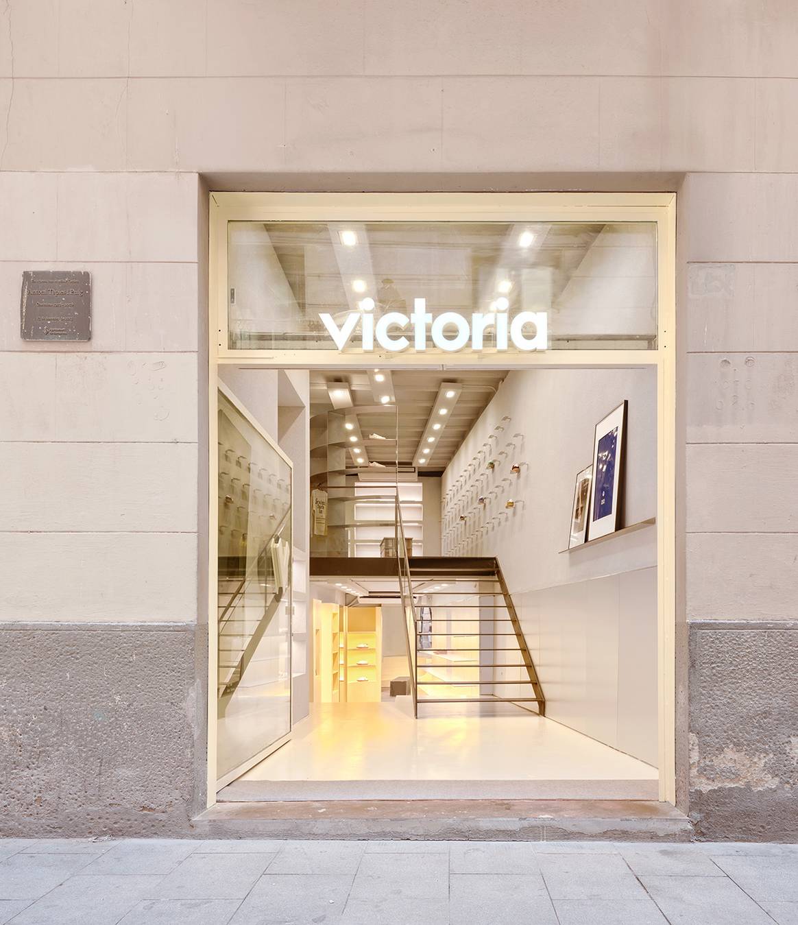 Tienda de Victoria en el número 39 de la calle de la Canuda de Barcelona (España).
