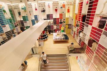 Uniqlo se renforce en Europe avec un CA en hausse de 131 pour cent