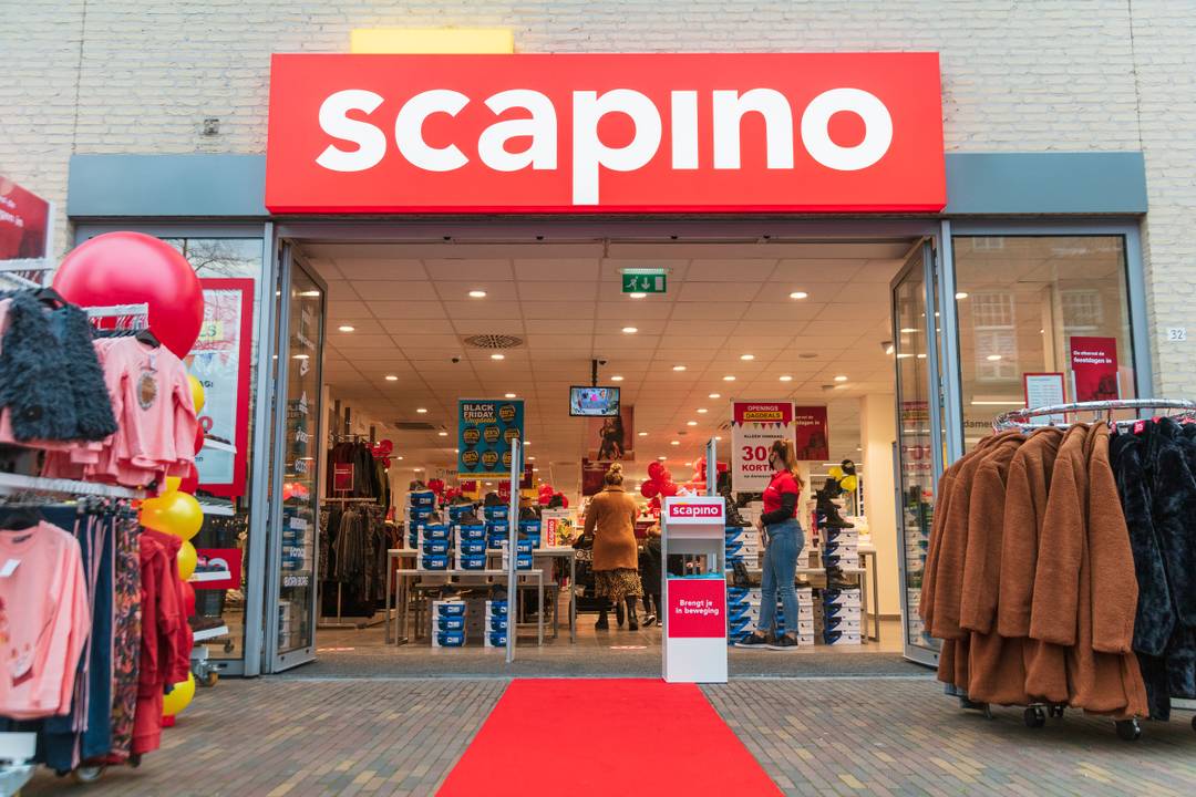 Scapino opening.