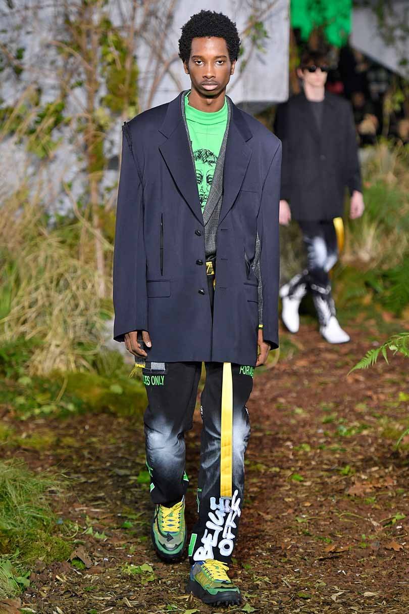 Virgil Abloh bringt bei Off-White den Anzug auf die Straße