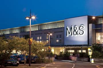 Marks & Spencer: Lockdown lässt Quartalsumsatz abrutschen