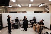 Vídeo: Bershka sigue apostando por el formato musical "Gallery Live" con Lia Kali en San Sebastián