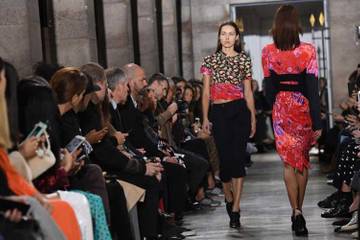 Fashion week Paris: Paco Rabanne disco, Carven métissé