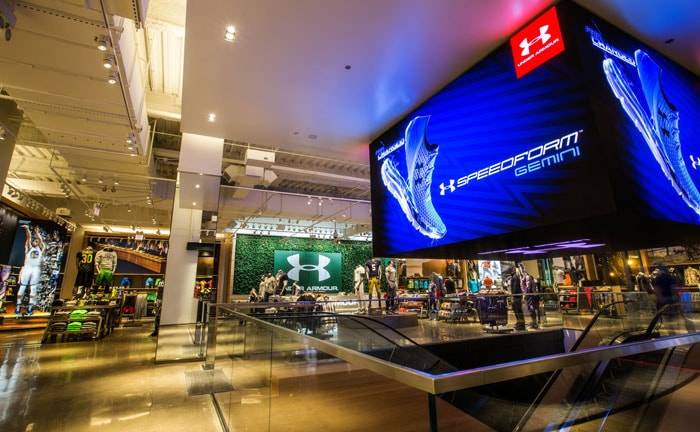 Por qué Under Armour está superando a Adidas y alcanzando a Nike