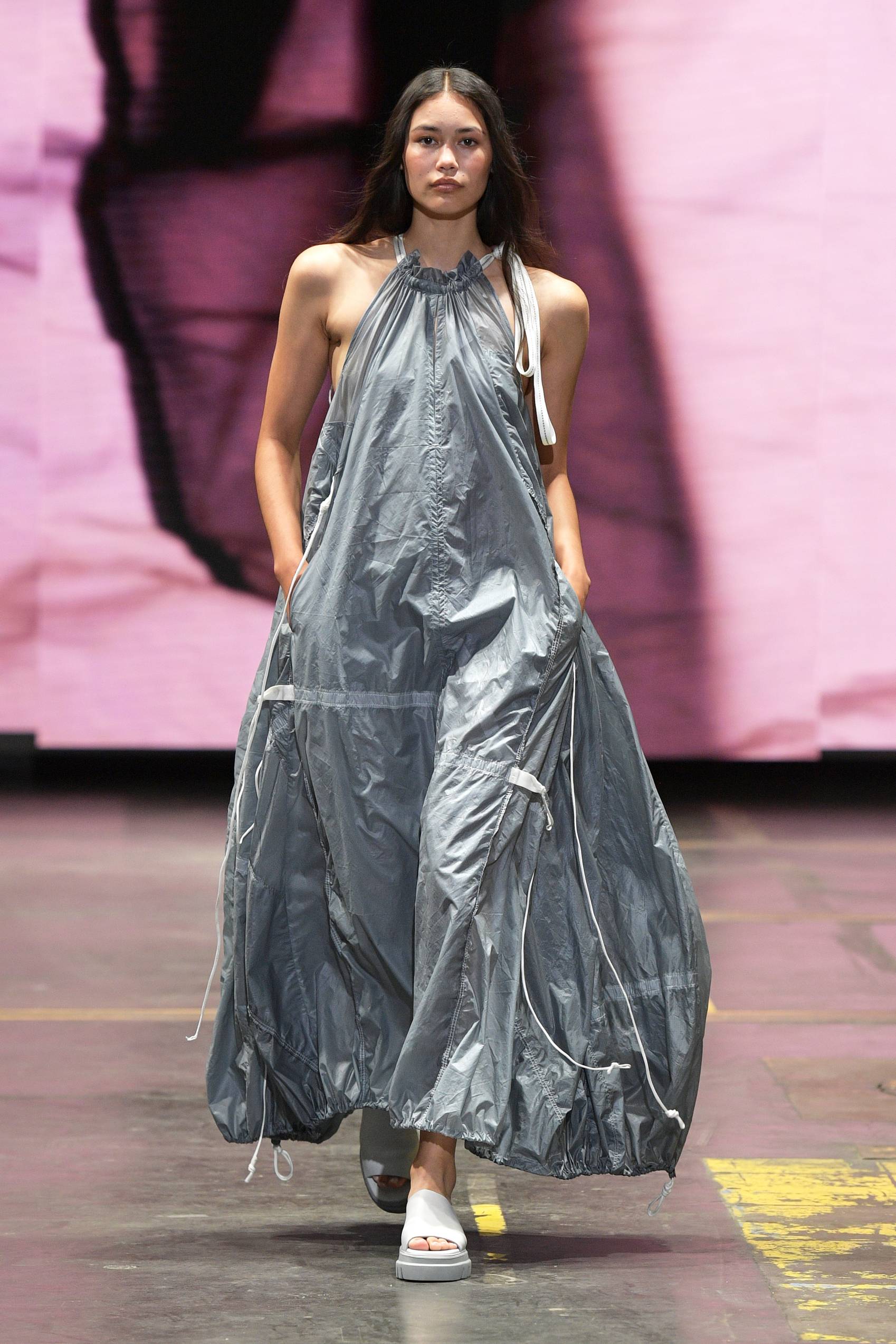 SS23 Ræburn - Worldwide Fashion Design Lookbook