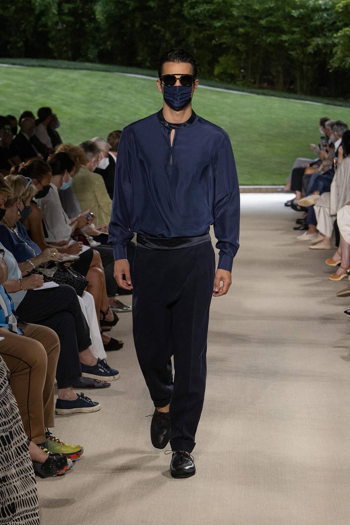 Photo Credits: Colección Primavera/Verano 2022, Giorgio Armani.