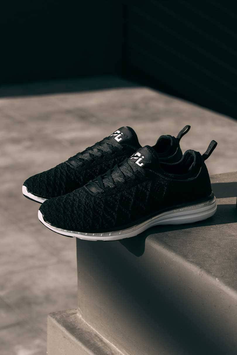 Lululemon geht Partnerschaft mit APL ein