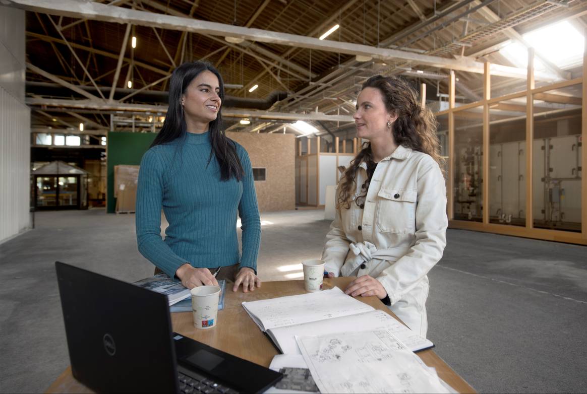 Image: Caffe Inc., Josephine Nijstad and Evaluna Marquez