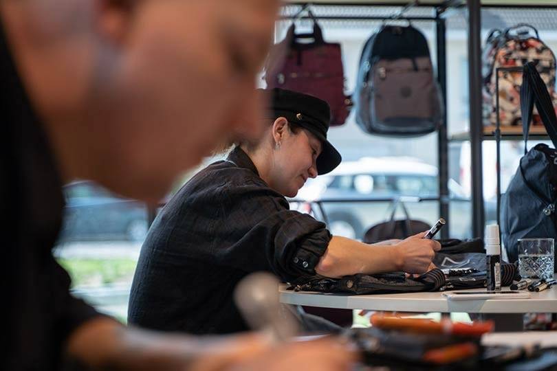 Kipling keert samen met VF terug naar Antwerpse roots