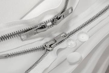 Nylon Potential: YKK abbraccia il potenziale del nylon rigenerato ECONYL® per prendere parte attiva nella produzione circolare nel settore moda e per ridurre gli sprechi, anche dei propri Clienti