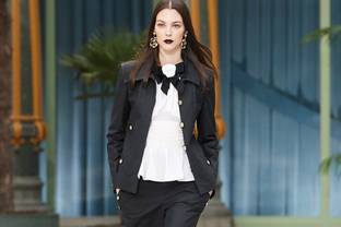 Chanel's Métiers d'Art show to return to Paris