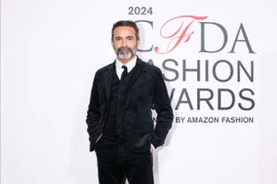 CFDA Awards 2024 : Daniel Roseberry (Schiaparelli) est sacré designer international 