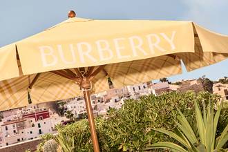 Burberry regresa al FTSE 100 de la Bolsa de Londres