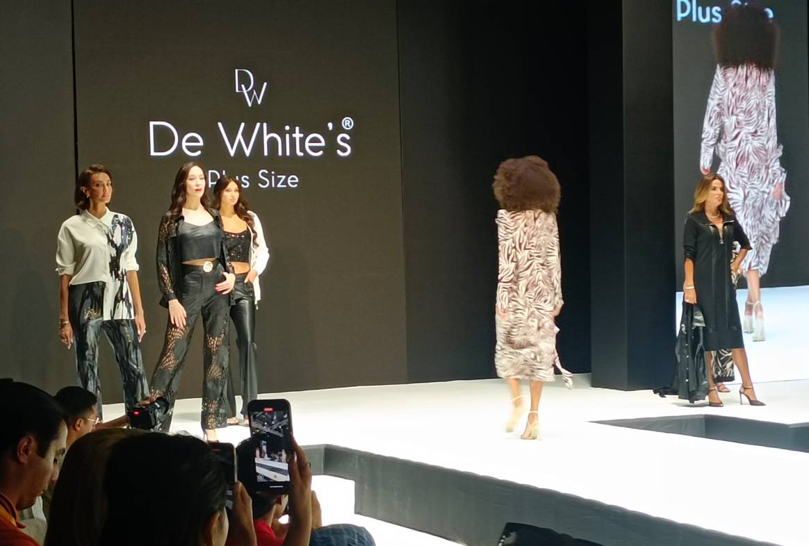 Plus size brand De White who chose to send models down the runway who were not plus size.