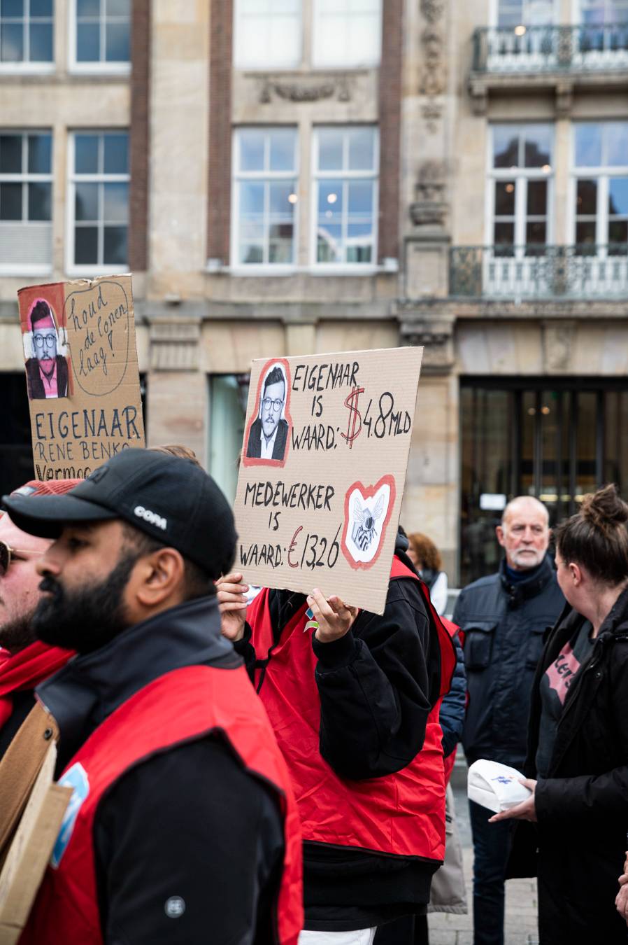 De staking van Bijenkorf-personeel. Beeld: Aygin Kolaei voor FashionUnited