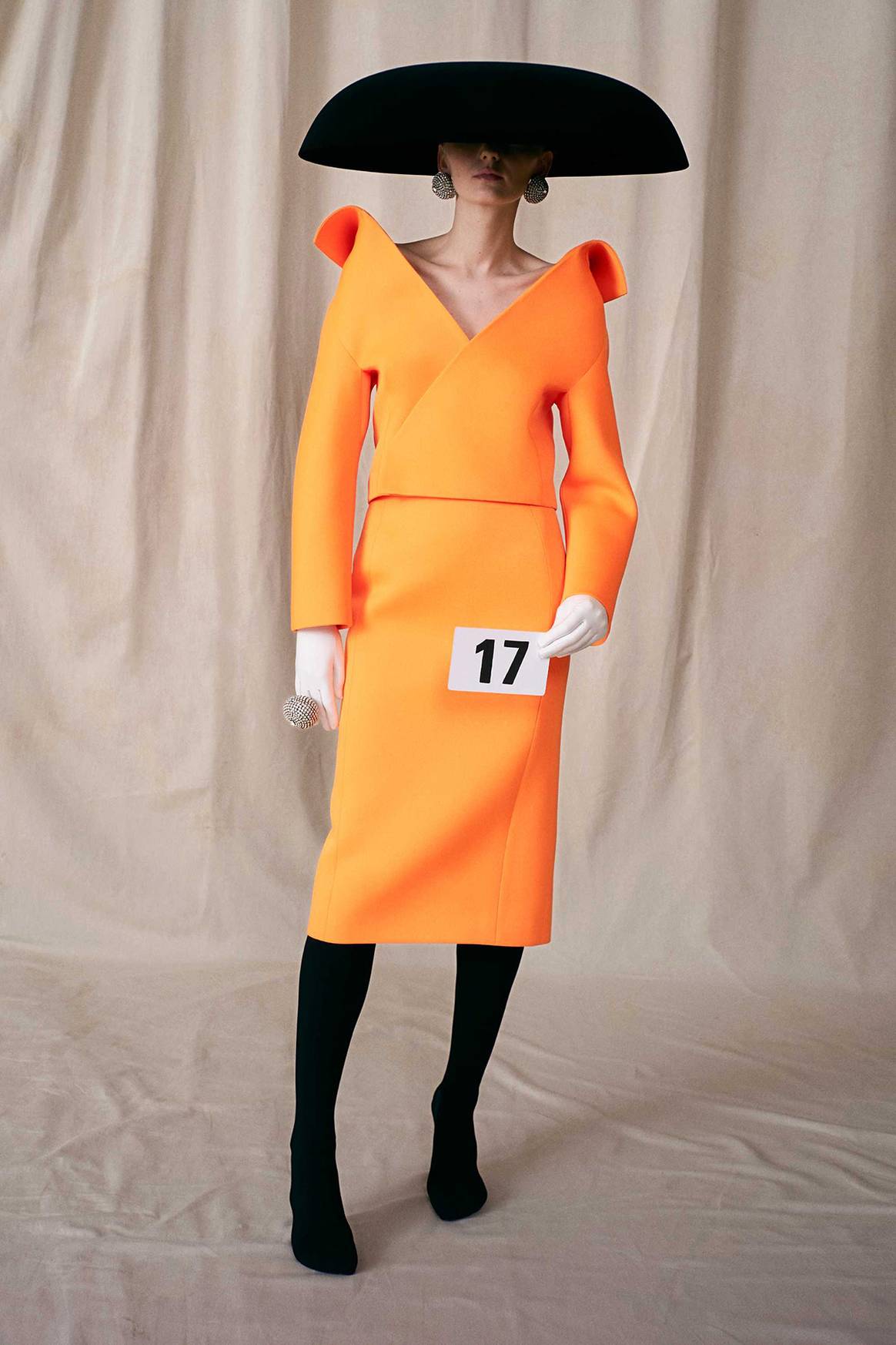 Photo Credits: Balenciaga, colección Alta Costura Otoño/Invierno 2021/2022.