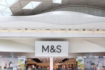 Marks & Spencer pasa de moda esta Navidad: las ventas de ropa siguen cayendo