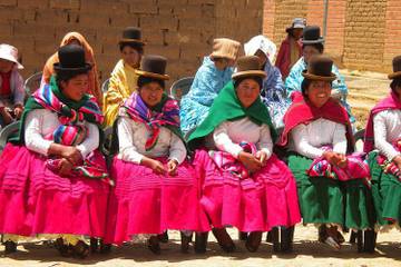 Eliana Paco, embajadora de la moda de la chola boliviana en el mundo