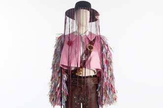 100 años de moda: el pasado dialoga con el futuro