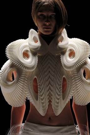 Iris van Herpen: Haute Couture in Berlin