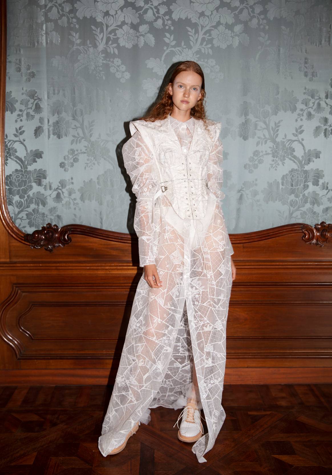 Tess van Zalinge brengt digitale ontwerpen tot leven in nieuwe demi-couture collectie