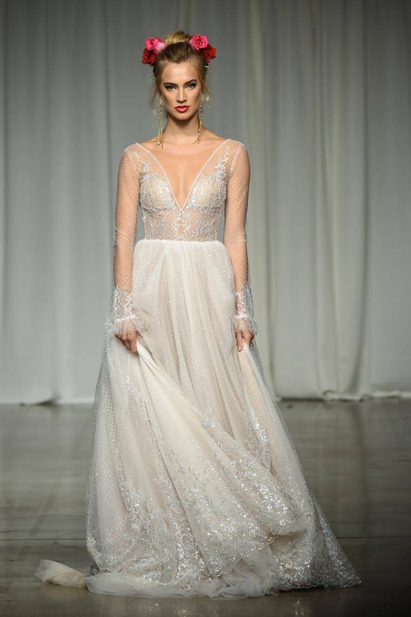 Julie Vino New York Bridal Fashion Week Show presents old world elegance