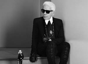 Bijna te koop: Karl Lagerfeld Barbie