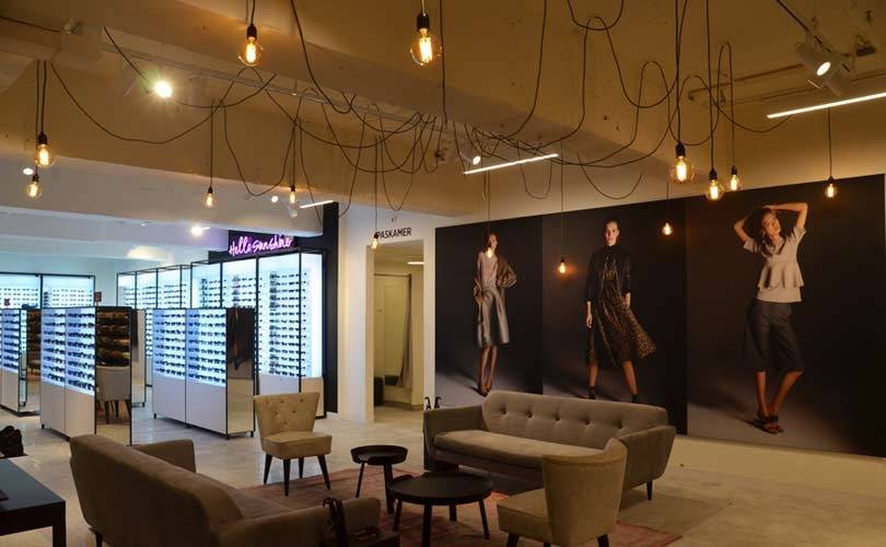 Saks OFF 5TH, Hudson's Bay en Topshop geopend in voormalig V&D pand Rotterdam