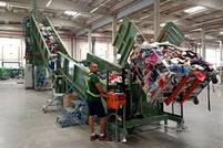 Humana estrena planta de clasificación de residuos textiles en Leganés