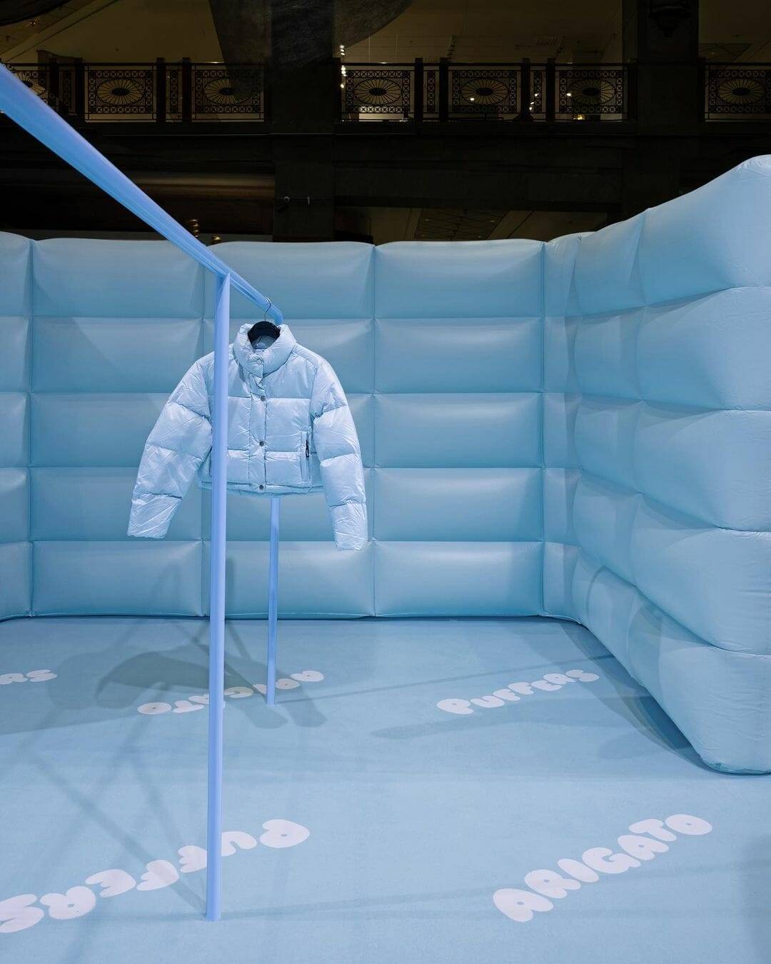 Axel Arigato Puffer Pop-Up, NK Stockholm