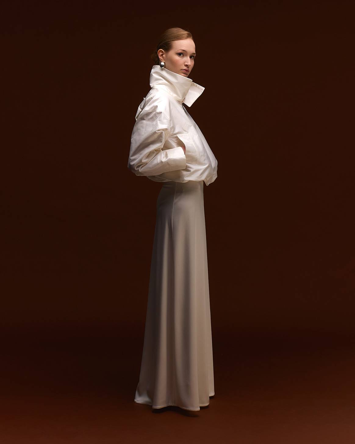 Colección de vestidos de novia “Bridal Capsule Collection” de Moisés Nieto, fotografía de campaña.