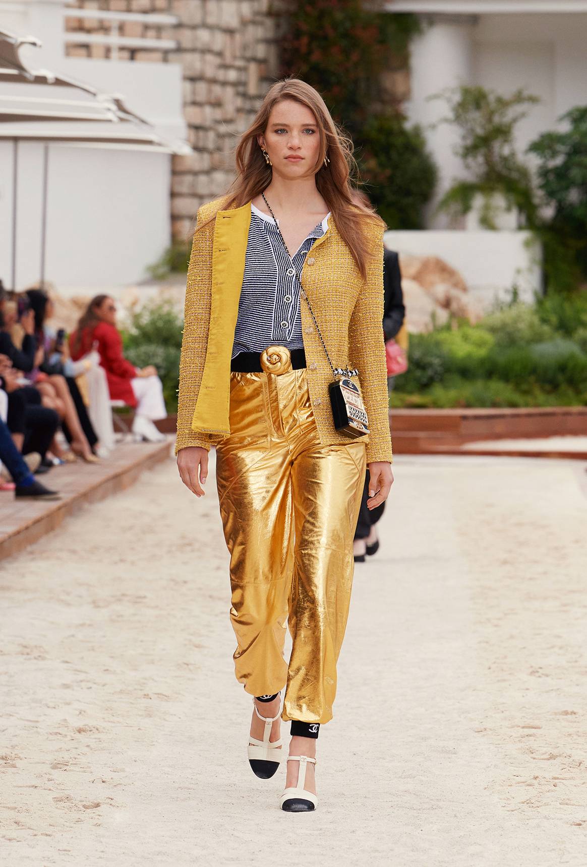 Photo Credits: Chanel, colección Crucero 2022/23.