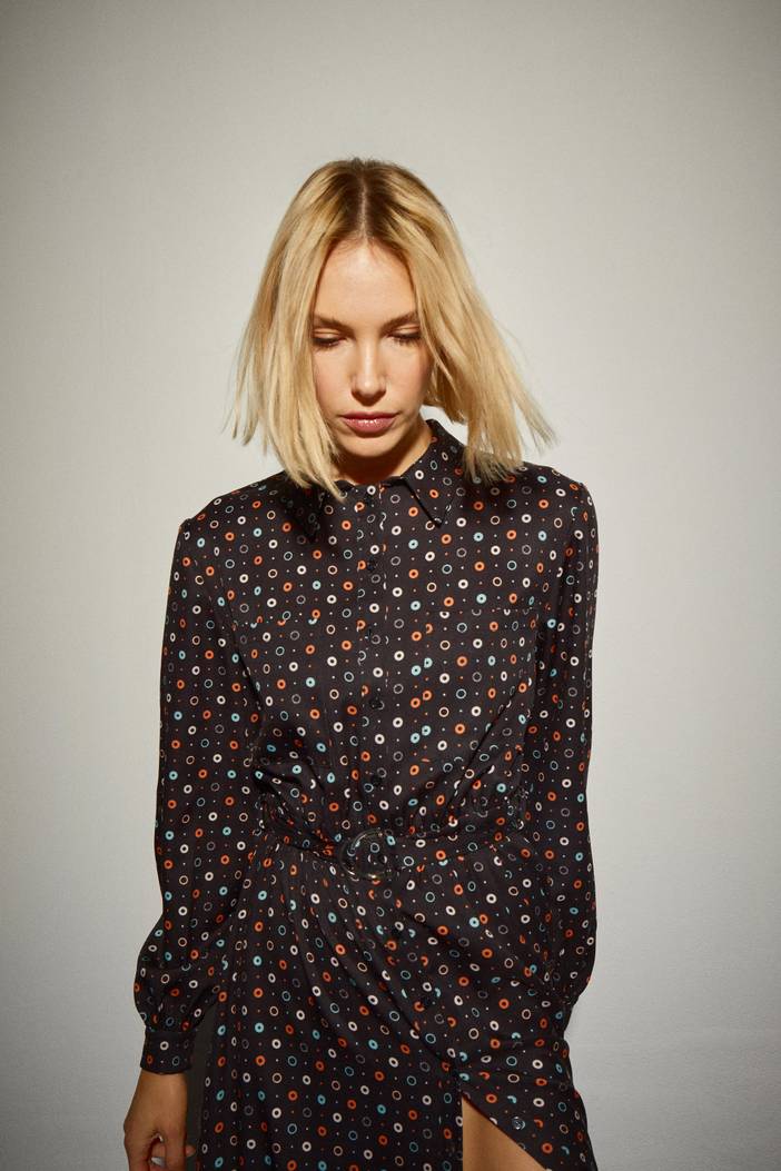 Vestido Camisero Largo Estampado Círculos | Dolores Promesas