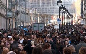 Comerciantes esperan consumo navideño mejore 8%