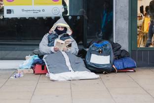 Sheltersuit en URW helpen daklozen in 12 steden in Duitsland en Oostenrijk 