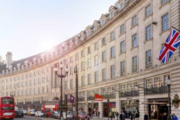 The Manic Monday of retail, London sees 660 percent rise in shoppers