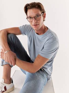 Collection image Positive Outlook Clothing