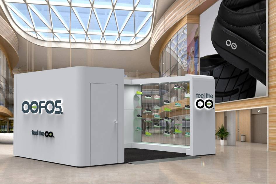 Oofos co-CEOs Lou Panaccione and Angel Martinez