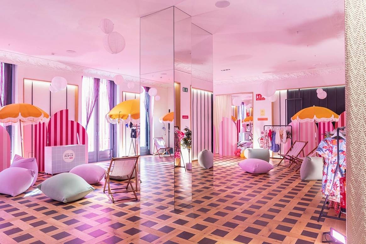 Photo Credits: Tienda efímera “Summer Oasis” de Shein y Klarna en Barcelona.