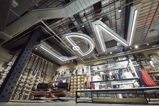 Adidas crée le magasin du futur avec son nouveau flagship londonien