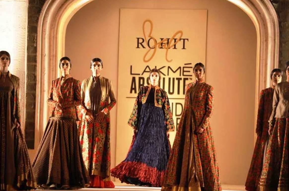 Rohit Bal alla Lakme fashion week  Summer Resort 2016.